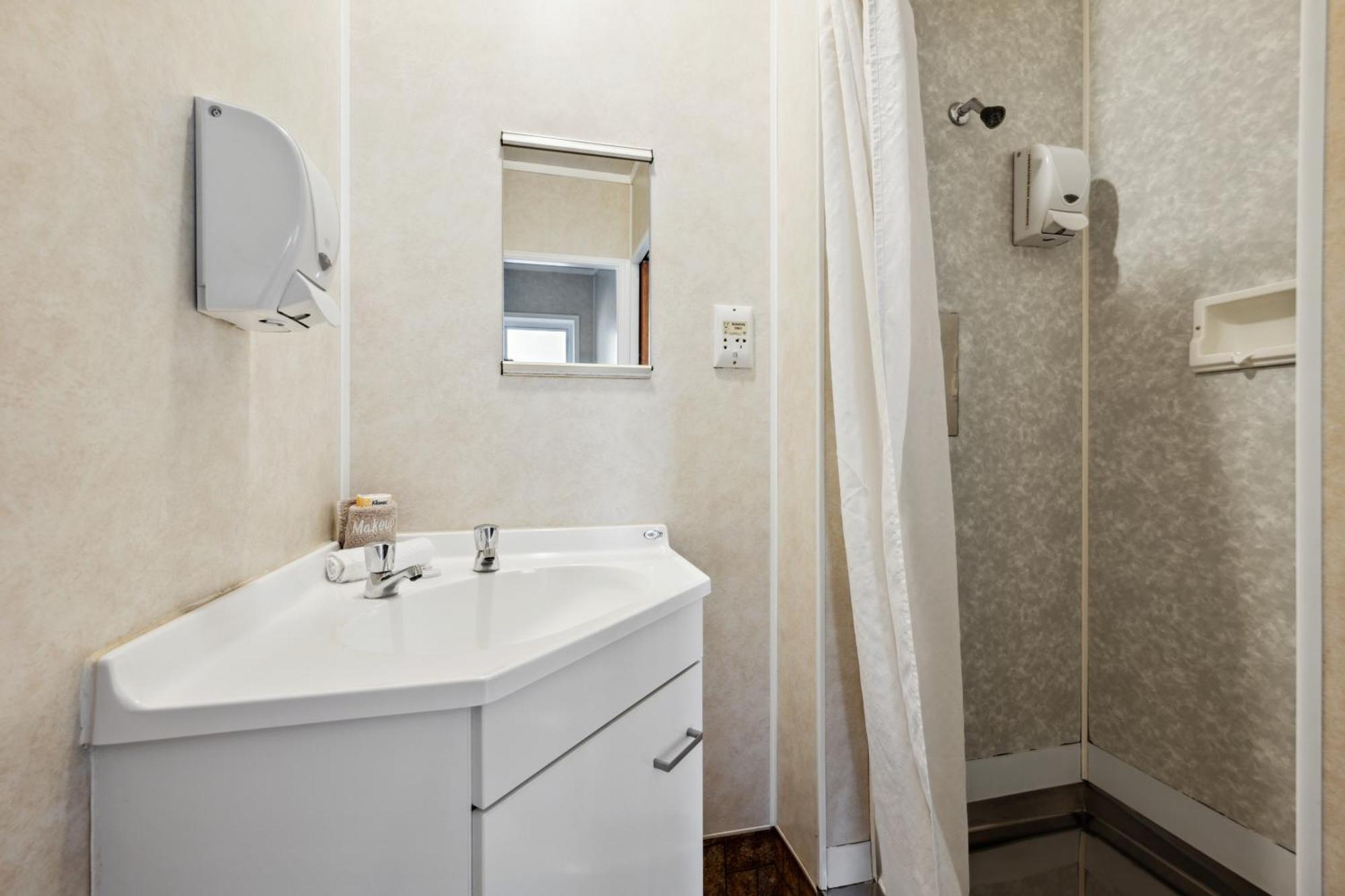 Flamingo Motel New Plymouth Ngoại thất bức ảnh